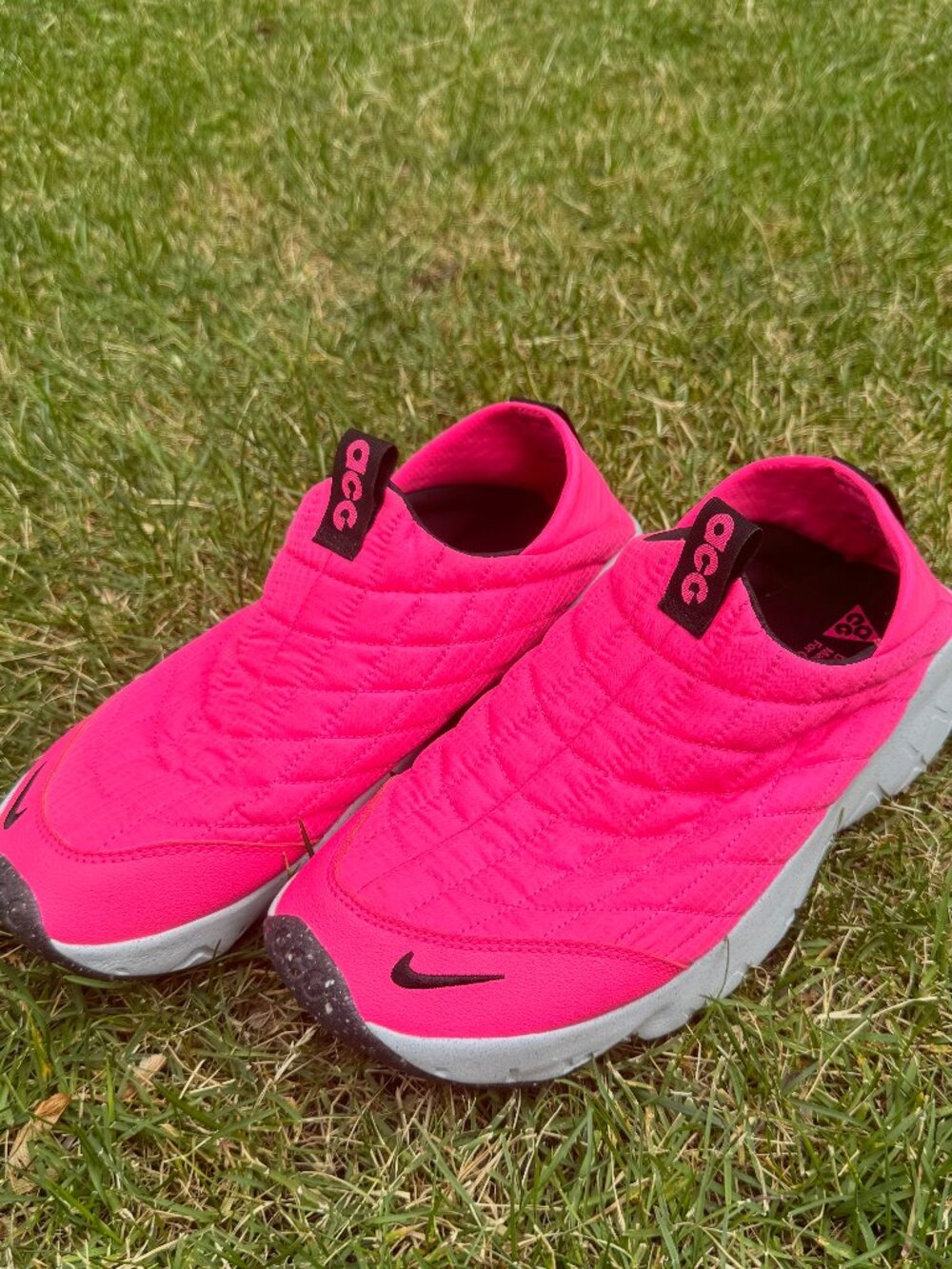 Nike ACG - Moc 3.5 (Men's) - Hyper Pink